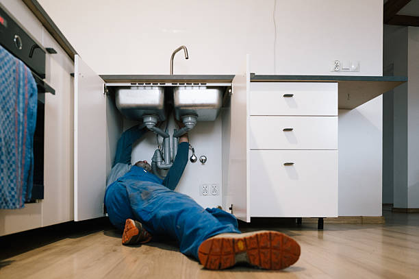 Professional Leak Detection technician working in Redding, CA